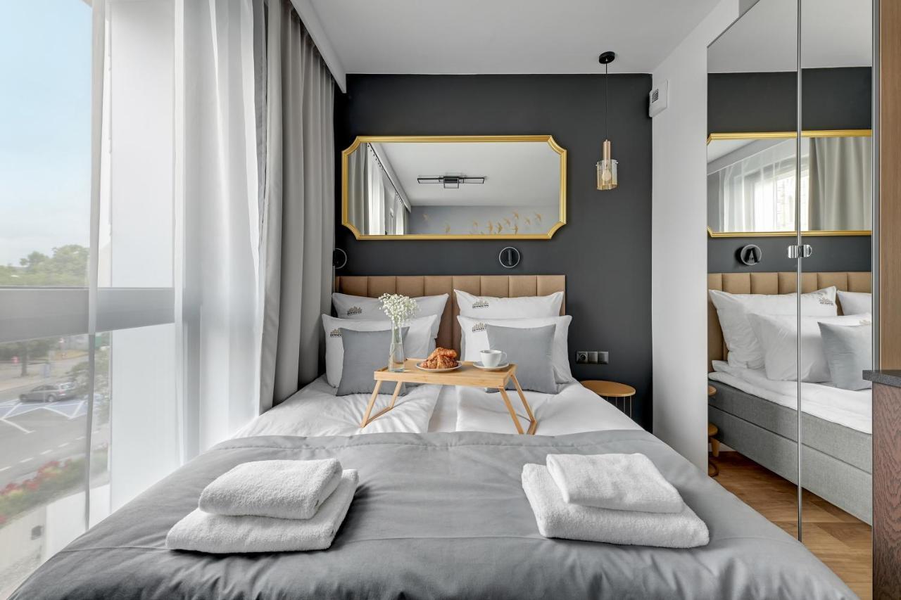 City Center Garden Gates Boutique By Downtown Apartments 格但斯克 外观 照片